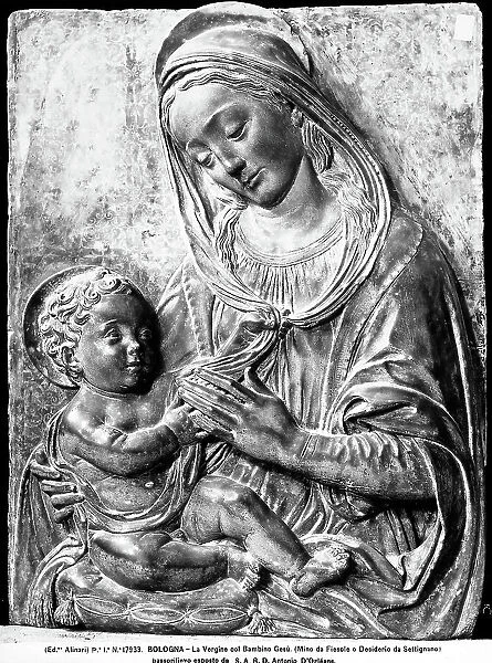 Madonna with Child, work attributed to Mino da Fiesole. The object was shown at the Exhibition of Sacred Art that took place in Bologna in 1900, after the will of S.A.R. the Duke Antonio of Orleans