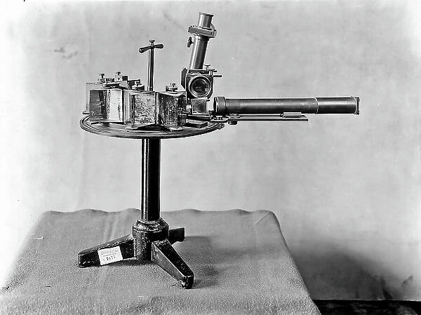 Multiple spectroscope designed and built by Astronomer P. Angelo Secchi. The instrument is preserved in the Astronomical Observatory of Rome. The photo was taken for the occasion of the Exhibition of the History of Science from 1929, Florence