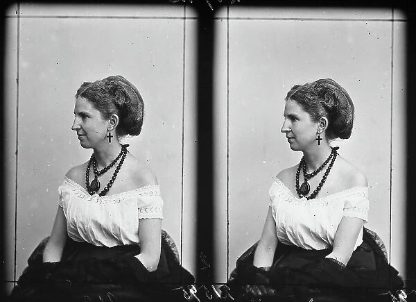 Portrait of a young woman in nineteenth century costume, stereoscopic photograph