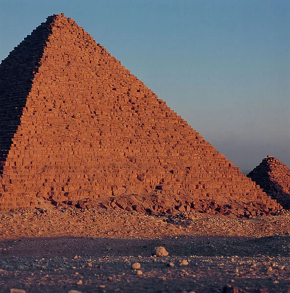 The pyramids of Giza (Cheops, Kefr, Menkaure) and Sphinx of the same name