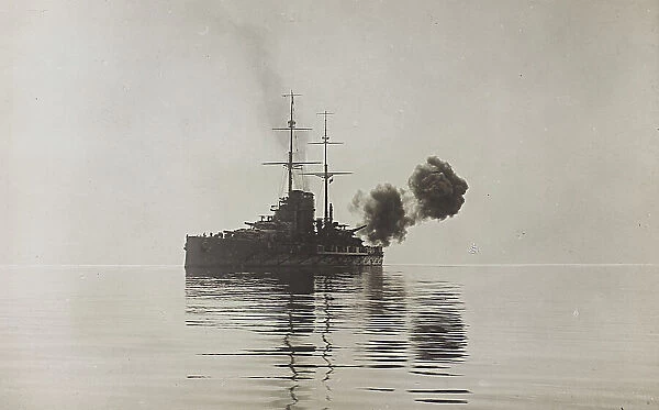 World War I: Flagship of the Imperial Fleet Austro-Hungarian battleship Viribus Unitis, Photography of the Austro-Hungarian Empire