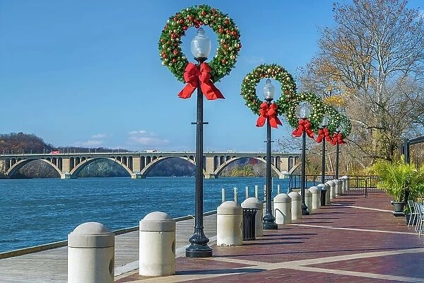 Washington, D.C. Georgetown, Promenade by the Potomac River, Francis Scott Key Bridge