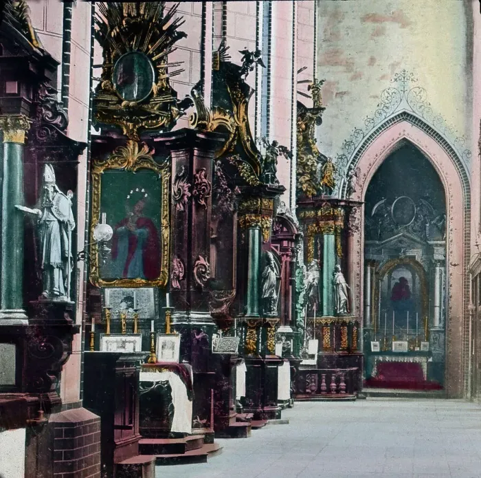 Framed Print : Danzig Print: Interior of the Nikolaikirche Framed Print : Danzig Print: Interior of the Nikolaikirche