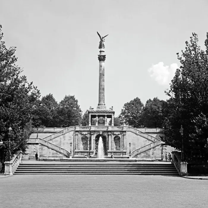 Framed Print : Munich Print: Bogenhausen Friedensengel, 1930s Framed Print : Munich Print: Bogenhausen Friedensengel, 1930s