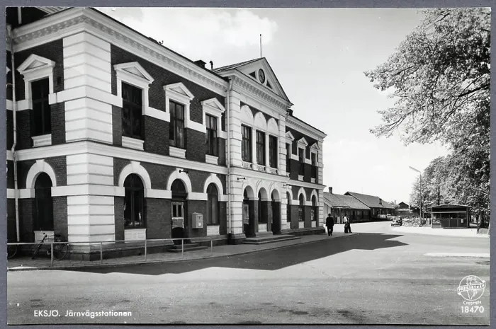 Framed Print : Eksjö Station Print