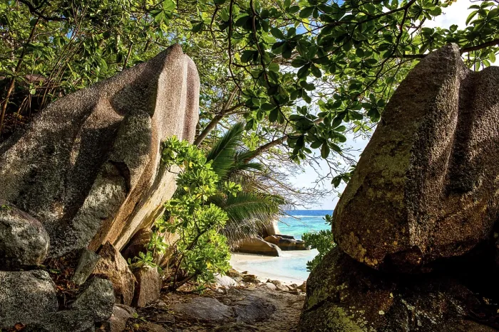 Framed Print : Anse Source d'Argent Granite Rock Beach Print, Seychelles Framed Print : Anse Source d'Argent Granite Rock Beach Print, Seychelles