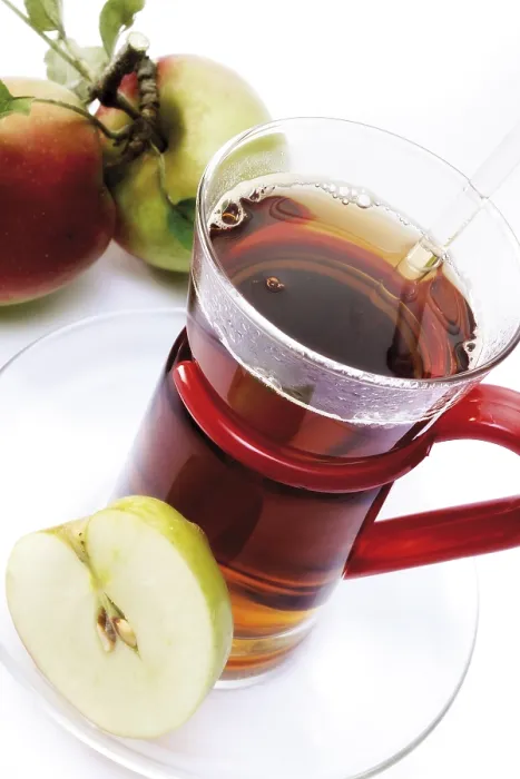 Framed Print : Apple Tea Print by Apple tea from imageBROKER Framed Print : Apple Tea Print by Apple tea from imageBROKER