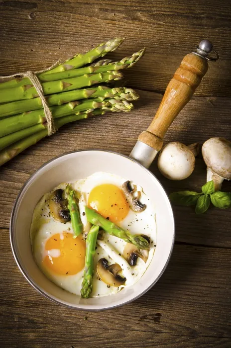 Framed Print : Asparagi with Fried Egg Print Framed Print : Asparagi with Fried Egg Print