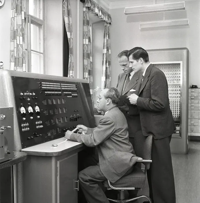 Framed Print : BESK Print: Sweden's First Electronic Computer