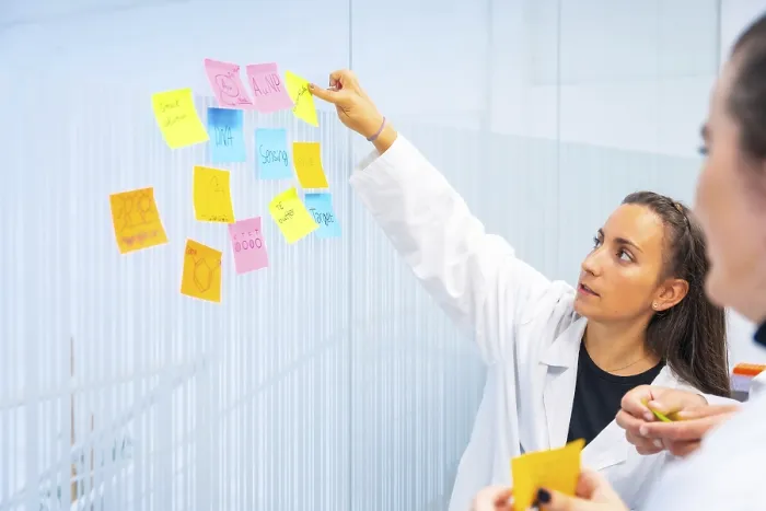 Framed Print : ImageBROKER Print: Biologist in Laboratory Research Framed Print : ImageBROKER Print: Biologist in Laboratory Research