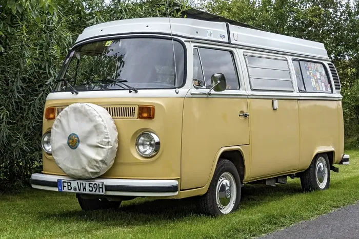 Framed Print : Oldtimer Volkswagen Type 2 Camping Bus Print Framed Print : Oldtimer Volkswagen Type 2 Camping Bus Print