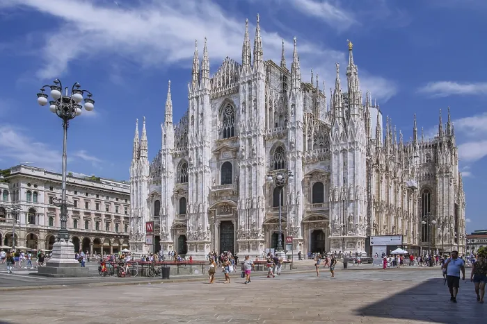 Framed Print : Cathedral Square Print, Milan, Italy Framed Print : Cathedral Square Print, Milan, Italy