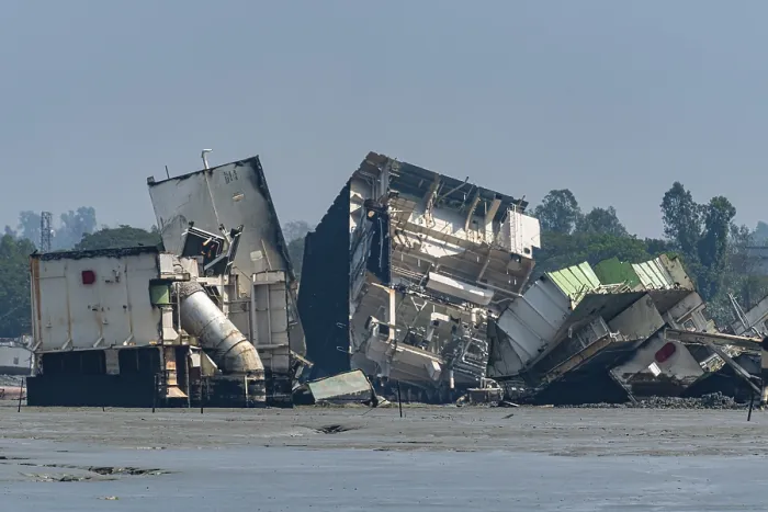 Framed Print : Container Ship Breakdown Print, Chittagong Framed Print : Container Ship Breakdown Print, Chittagong