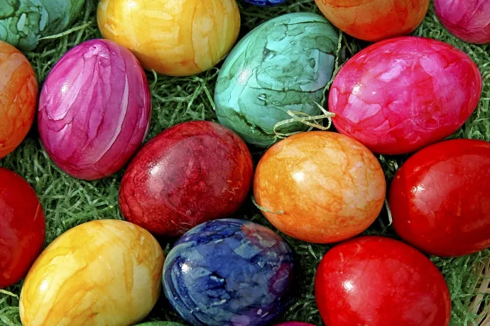 Framed Print : Colourful Easter Eggs and Grass Print Framed Print : Colourful Easter Eggs and Grass Print