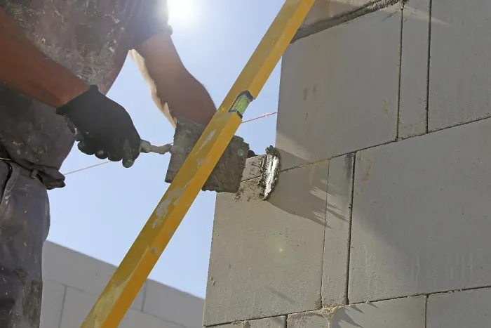 Framed Print : Construction Worker (Bricklayer) Print on Building Site Framed Print : Construction Worker (Bricklayer) Print on Building Site