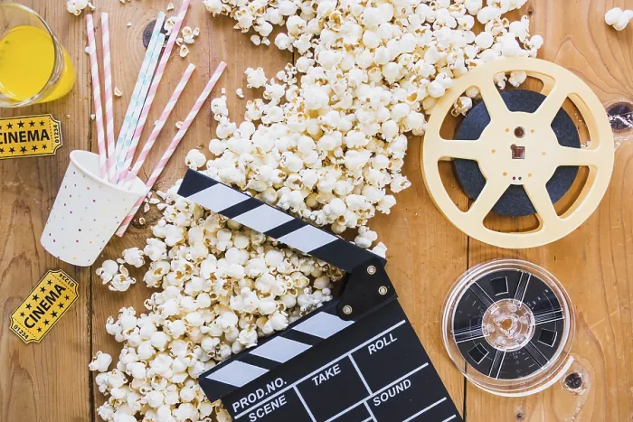 Framed Print : Popcorn Cinema Print from imageBROKER Framed Print : Popcorn Cinema Print from imageBROKER