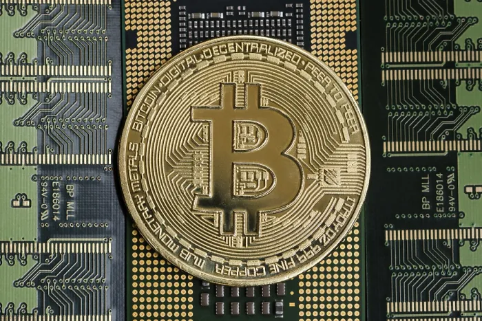 Framed Print : Bitcoin Cryptocurrency Print Framed Print : Bitcoin Cryptocurrency Print
