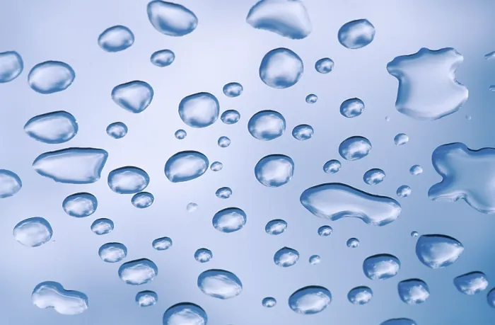 Framed Print : Drops of Water Print by ImageBROKER Framed Print : Drops of Water Print by ImageBROKER