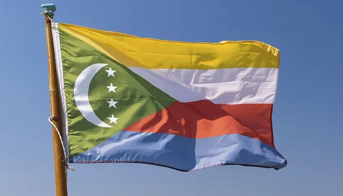 Framed Print : The Flag of Comoros Print: A Blue Sky Scene Framed Print : The Flag of Comoros Print: A Blue Sky Scene