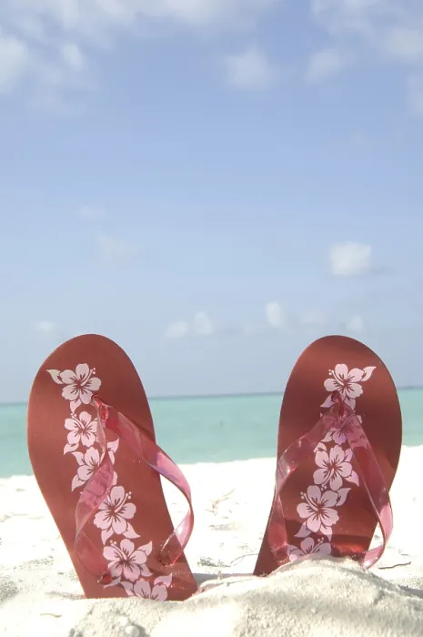 Framed Print : Diffushi Island Flip-flops Print, Maldives, Indian Ocean Framed Print : Diffushi Island Flip-flops Print, Maldives, Indian Ocean