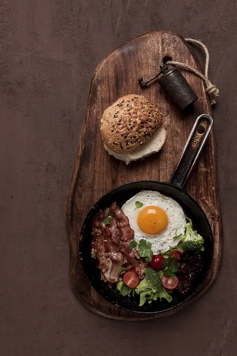 Framed Print : Fried Egg, Bacon and Vegetables Print Framed Print : Fried Egg, Bacon and Vegetables Print