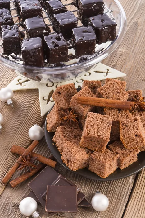 Framed Print : Gingerbread Print by imageBROKER Framed Print : Gingerbread Print by imageBROKER