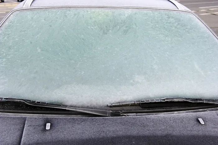 Framed Print : Icy Windscreen Print Framed Print : Icy Windscreen Print
