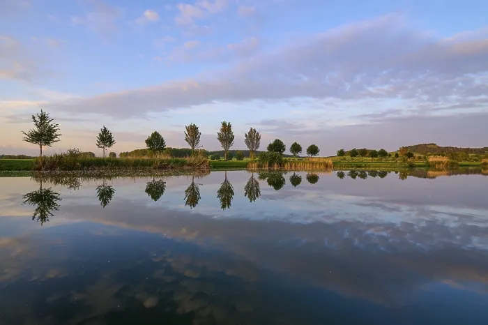 Framed Print : Lake in Spring Print - Drei Gleichen, Germany Framed Print : Lake in Spring Print - Drei Gleichen, Germany