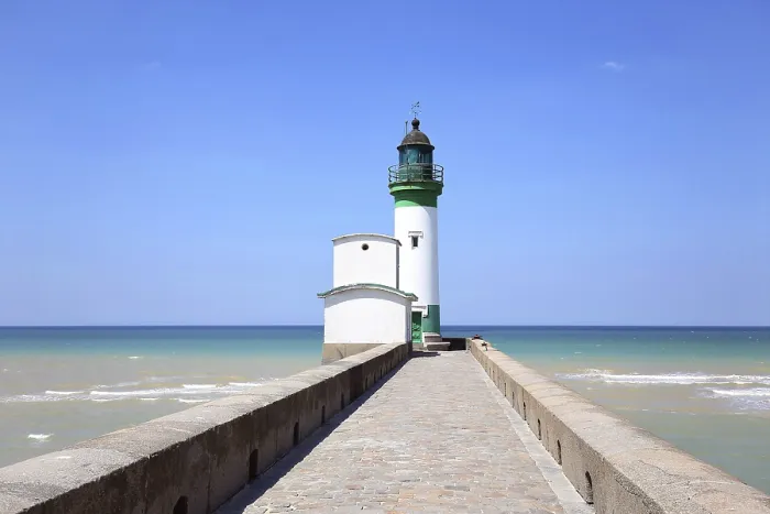 Framed Print : Lighthouse at Boulogne-sur-Mer Print, Normandy, France Framed Print : Lighthouse at Boulogne-sur-Mer Print, Normandy, France
