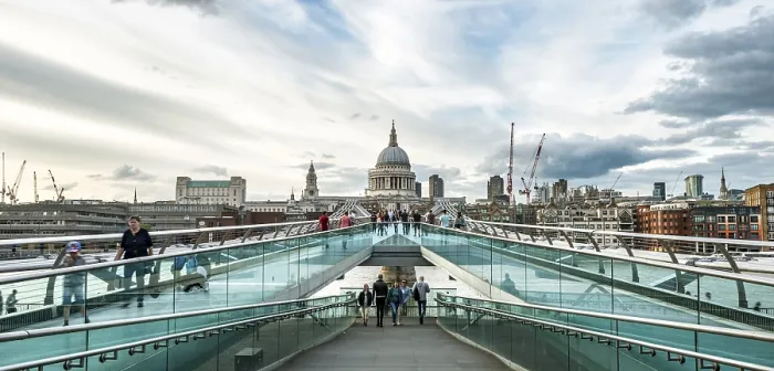 Framed Print : Millennium Bridge and St. Paul's Cathedral Print, London Framed Print : Millennium Bridge and St. Paul's Cathedral Print, London