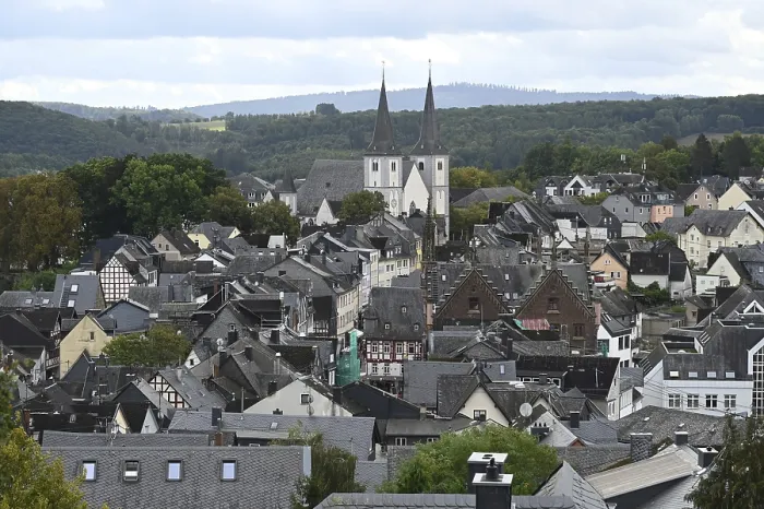 Framed Print : Montabaur Print from ImageBROKER Framed Print : Montabaur Print from ImageBROKER