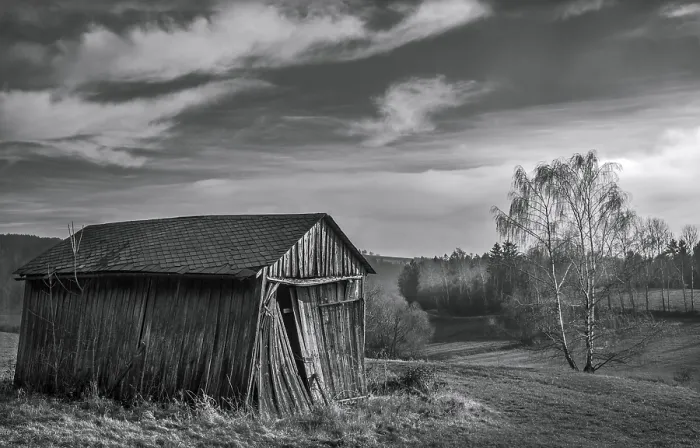 Framed Print : The Old Barn Print Framed Print : The Old Barn Print