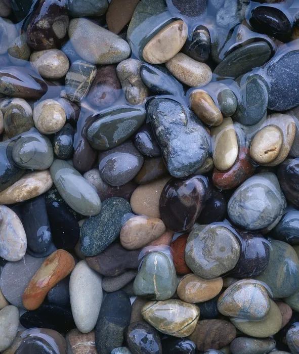 Framed Print : Pebbles in Water Print