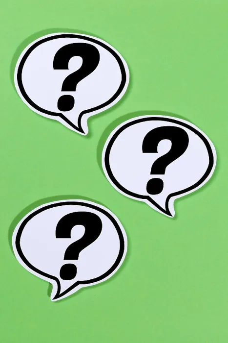 Framed Print : Question Mark Print: Symbol of Inquiry in Speech Bubbles Framed Print : Question Mark Print: Symbol of Inquiry in Speech Bubbles