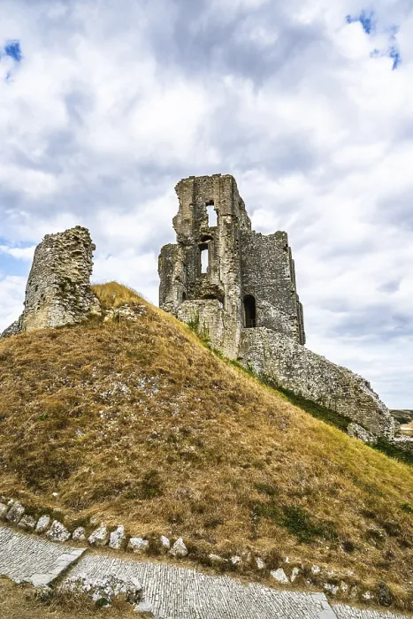 Framed Print : Ruins of Corfe Castle Print, Dorset, England Framed Print : Ruins of Corfe Castle Print, Dorset, England