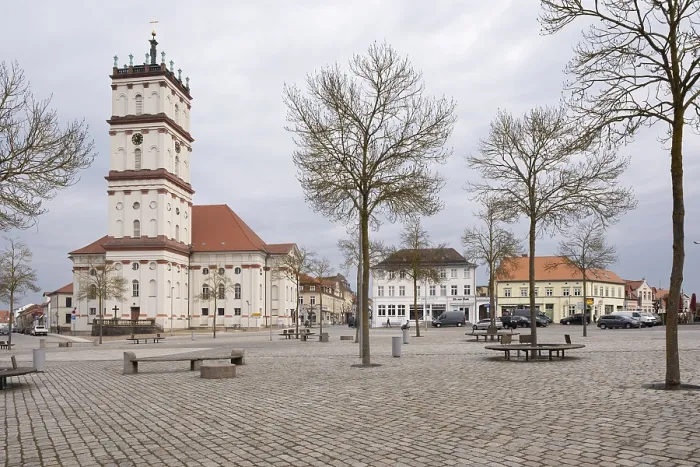 Framed Print : Stadtkirche am Markt Print, Neustrelitz, Germany Framed Print : Stadtkirche am Markt Print, Neustrelitz, Germany
