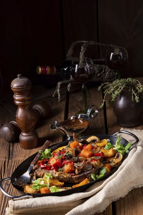 Framed Print : Tender Beef Print with Vegetables Framed Print : Tender Beef Print with Vegetables