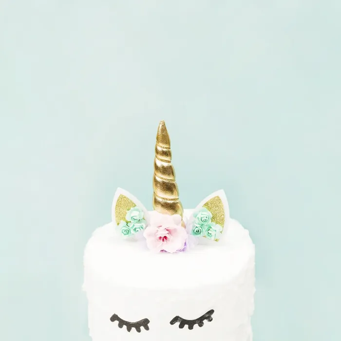 Framed Print : Unicorn Cake Print Framed Print : Unicorn Cake Print