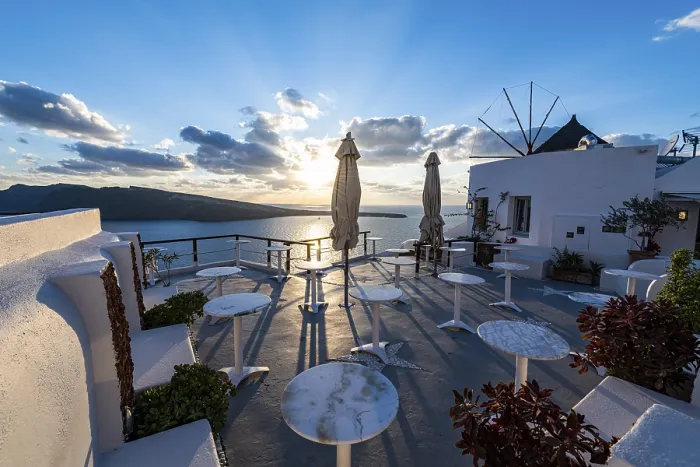 Framed Print : Whitewashed Architecture at Sunset Print, Oia, Santorini Framed Print : Whitewashed Architecture at Sunset Print, Oia, Santorini