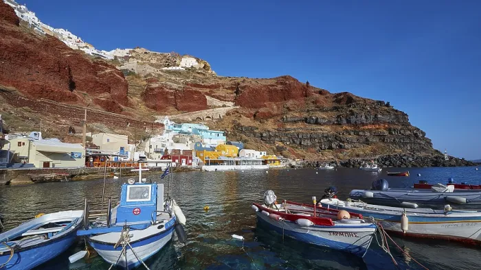 Framed Print : Wide Angle Print of Oia Harbour, Santorini Island, Greece