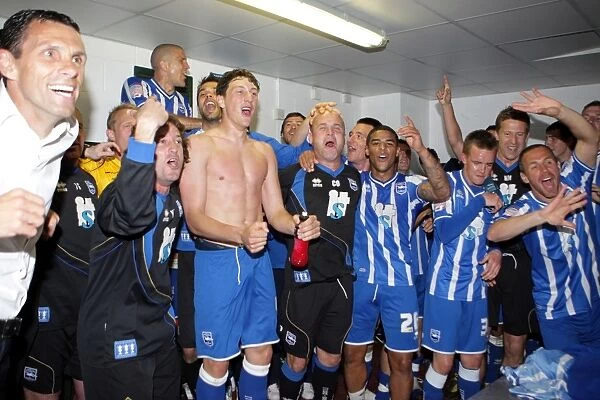 Brighton and Hove Albion: Euphoric League 1 Title Win at Walsall (2011)