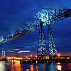 Explore England - Iconic Landmarks and Places to Visit: Explore North East England: Coast, Castles and Travel