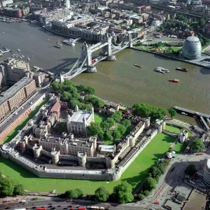 Tower of London & Tower Bridge 21766_20