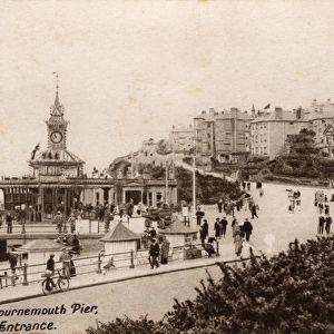 Bournemouth Pier - The entrance