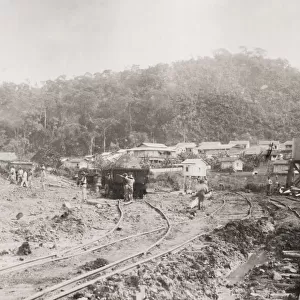 Building Panama canal, Canal workings, railway