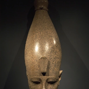 Colossal head of pharaoh Amenhotep III (Amenophis or Akhenat