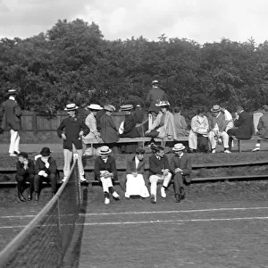 Edwardian tennis spectators