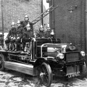 Dennis Motorised Hatfield Fire Engine Print (London)