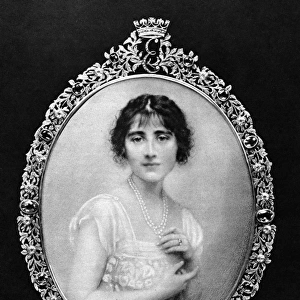 A miniature of Elizabeth Bowes-Lyon