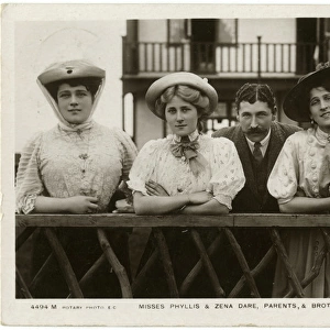 Phyllis and Zena Dare with their parents and brother Jack